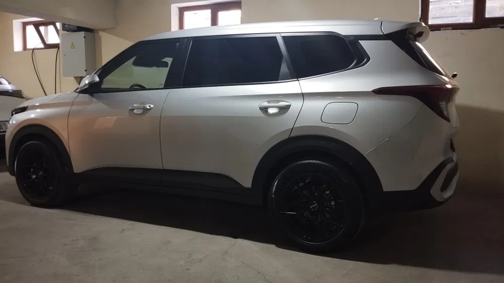 Kia carens sotiladi xolati ideal sroʻchniy ustida kelishamiz