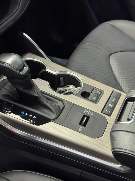 Tayota Highlander 2026. Yil