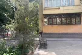 Продам, на: Ц-4 Юнусабадский район Ор.р: Кафе Бухара