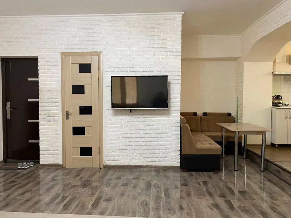 на: Ц-4 Юнусабадский район Ор.р: Кафе Бухара