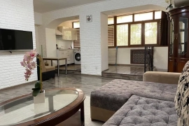 Продам, на: Ц-4 Юнусабадский район Ор.р: Кафе Бухара