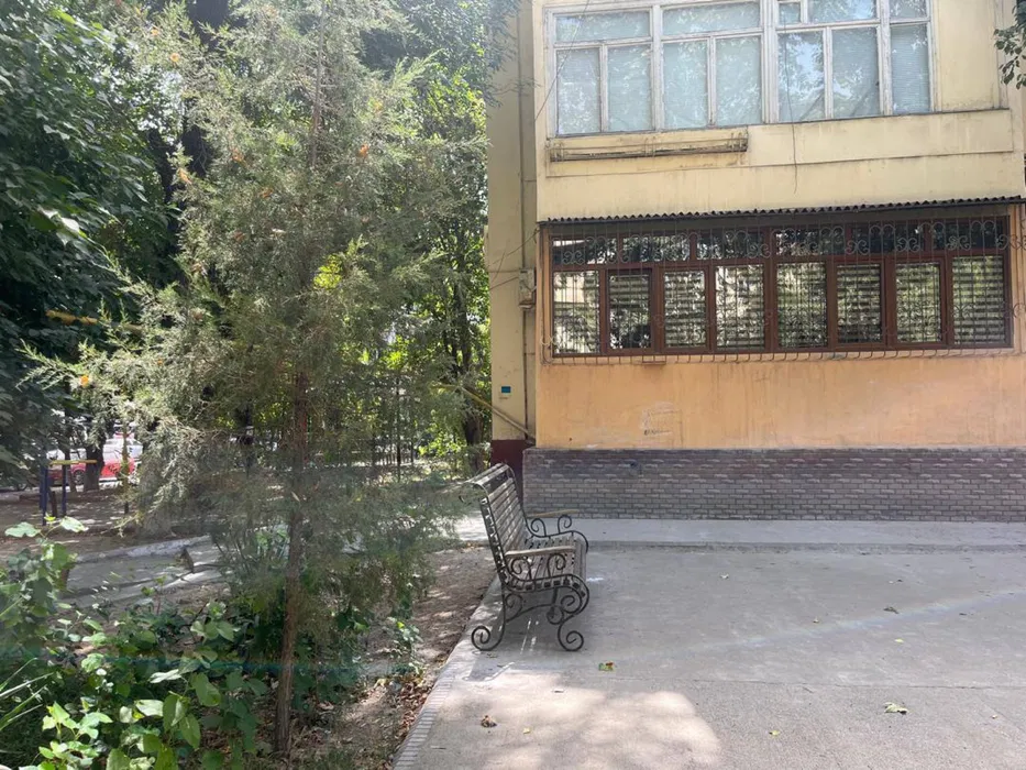 на: Ц-4 Юнусабадский район Ор.р: Кафе Бухара