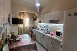 Продам, на: Ц-4 Юнусабадский район Ор.р: Кафе Бухара