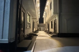 Продам, (Quruvchidan) Yevro remontli 4 xonali kottedj! Zudlik bilan BODOMZOR