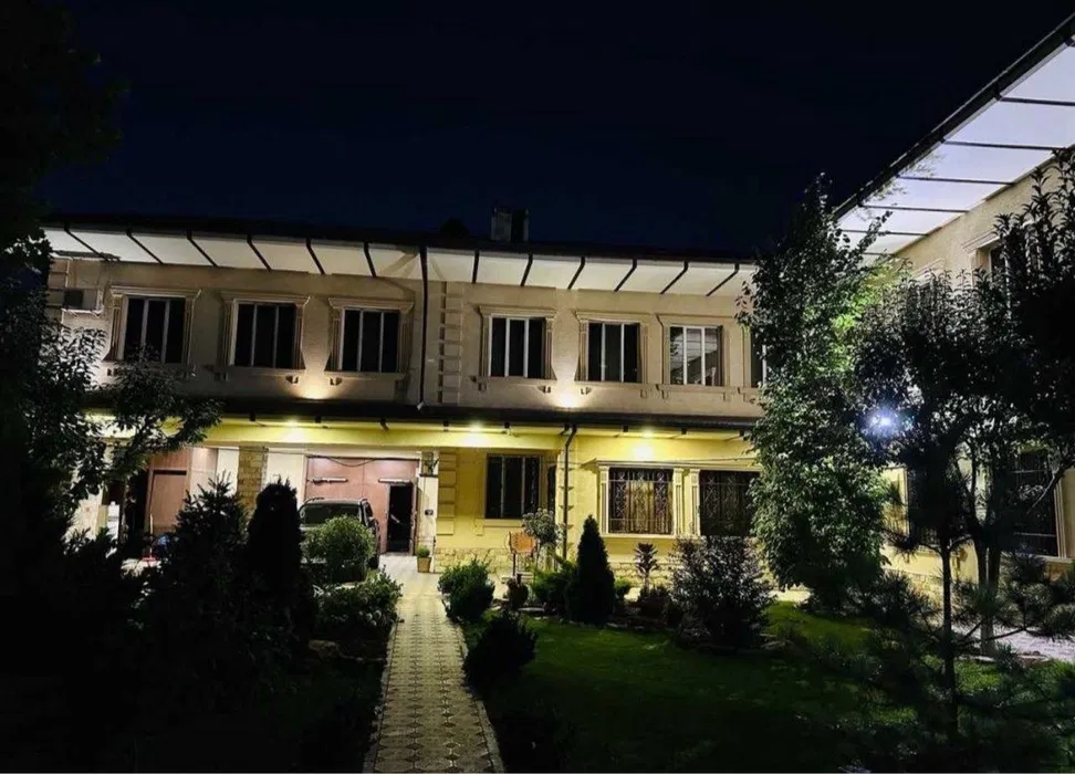 Амир Темур ‘ 9.2 сотки Касество проверено.Все условия для комфорта