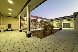 Продам, Карвон бозор оркасида жойлашган участка сотилади