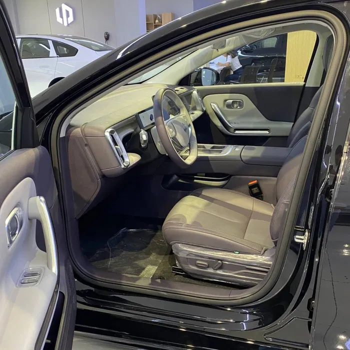 Leapmotor B01 550KM EV Premium Full 3 yil kafolat