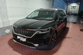 Продам, Kia carnival yili 2023 tex Pasport 2025da olingan lux light yangi