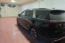 Продам, Kia carnival yili 2023 tex Pasport 2025da olingan lux light yangi