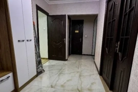 Продам, Sergili 1 3 xonali kvartira sotiladi