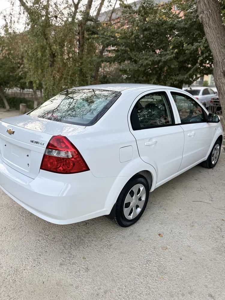 Chevrolet Nexia 3 2-poz