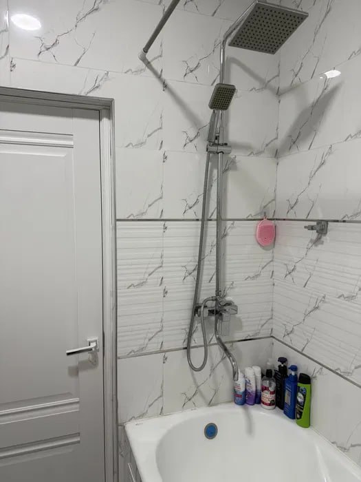 Янги қурилган уйлар.