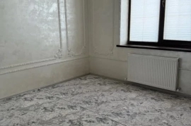 Sotaman, Янги қурилган уйлар.