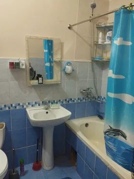 Yangi qurilgan domdan pishiq gishtli 2 xonali uy sotiladi