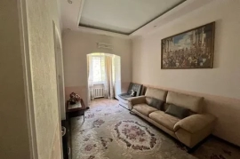 Sotaman, Срочно продается 4х комнатная Гостиница Россия круг prime time 90м²