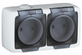 Продам, Ультратонкие розетки и выключатели открытой установки степень защиты IP44 от HEGEL