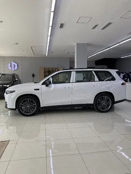 Leapmotor C16 Gibrid premium 2 dop opsiya 2025 Nalichi garantiya bor