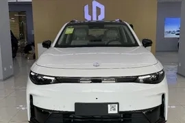 Продам, Leapmotor C16 Gibrid premium 2 dop opsiya 2025 Nalichi garantiya bor