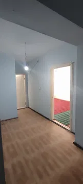 Карши 1 ни йули Горсетни Олди 2 хонали янги дом 70 кв катта балконли