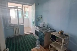 Продам, Карши 1 ни йули Горсетни Олди 2 хонали янги дом 70 кв катта балконли