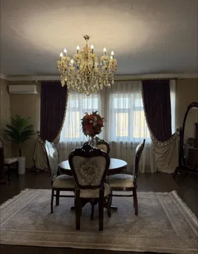 Срочно сотилади! 8 худуд 2/7/7. 66 кв .Евроремонт,мебель техника бн!