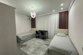 Sotaman, Продаю 3х ком. кв. (105 кв.м) на жк Салар, вместе с личной парковкой