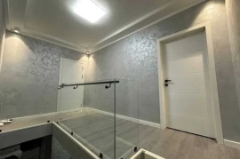 Sotaman, Продаю 3х ком. кв. (105 кв.м) на жк Салар, вместе с личной парковкой