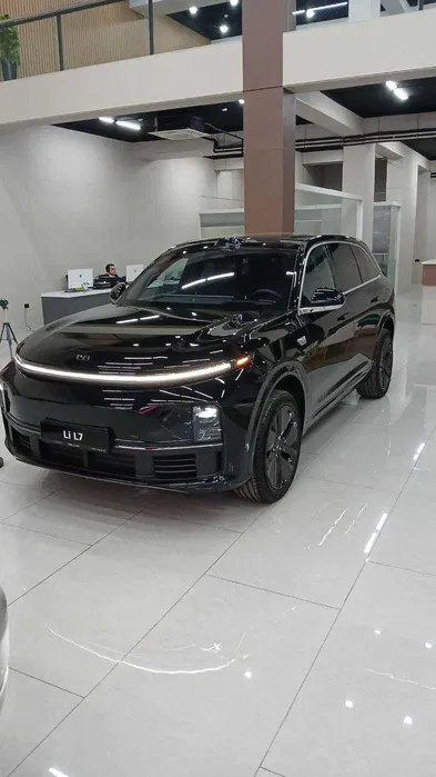 Li Auto дан L7 ва L9 моделларни кафолати билан ҳарид қилинг